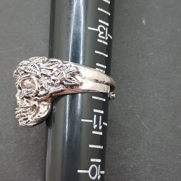 LARGE Silver adjustable sugar skull ring - Picture 7 of 9